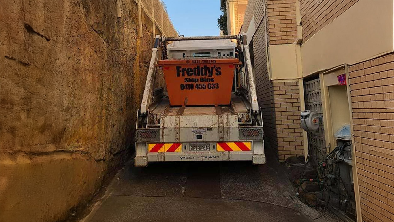 Skip bin delivery on narrow driveway